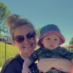 Meet your Posher, Lacey